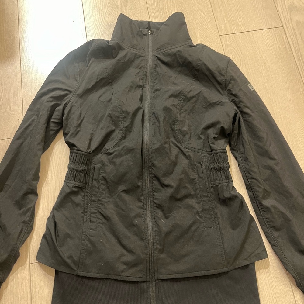lululemon athletica Black jacket (has ‘BCNET’) embroidered on the sleeve